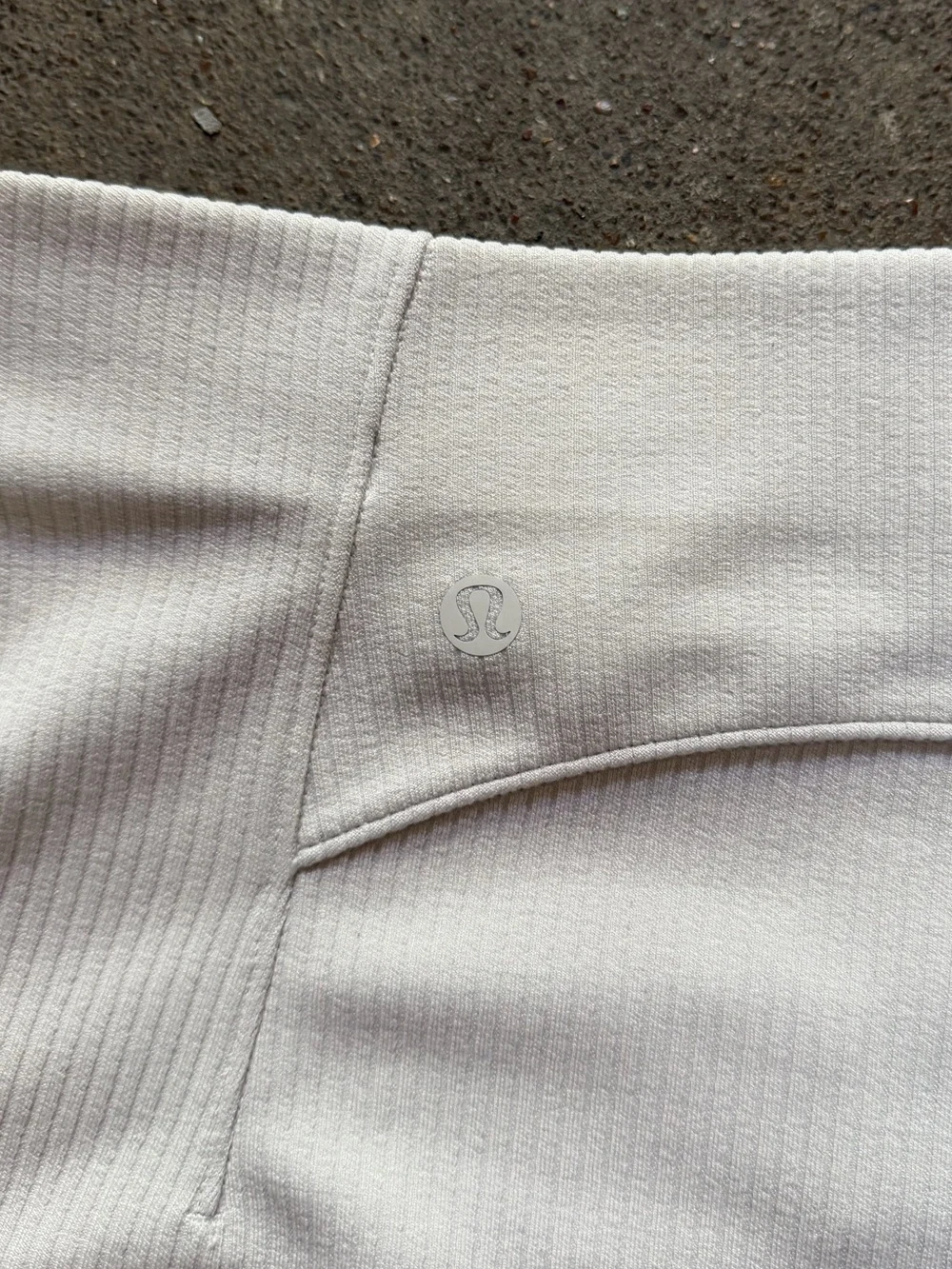 NWT Lululemon Ribbed Softstreme High Rise Short 2